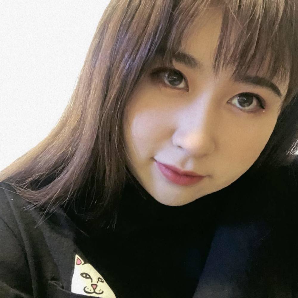 Meet your Posher, 言琪